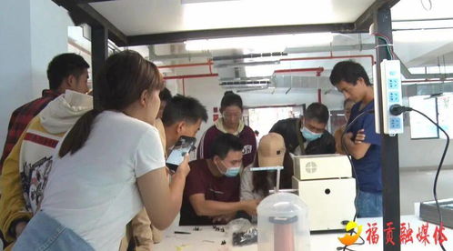 福貢縣城區(qū)萬人安置點(diǎn)技能培訓(xùn)班正式開班，助力電子產(chǎn)品裝配與家政服務(wù)就業(yè)