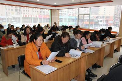 綏德縣舉辦首期出國(guó)勞務(wù)政策及技能培訓(xùn)開(kāi)班儀式，重點(diǎn)聚焦家政服務(wù)領(lǐng)域