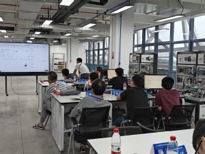 攜手未來(lái)科技，賦能家政服務(wù) 記2024年杭州市企業(yè)職工未來(lái)工廠職業(yè)技能培訓(xùn)